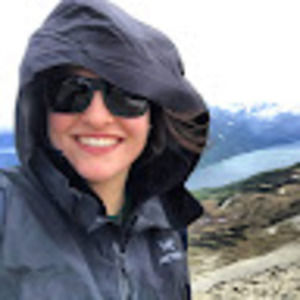 Meet your Posher, Caroline